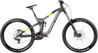 Vitus s Dominer DH - Zee 2017