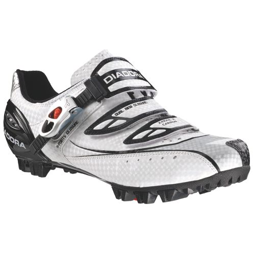 diadora trail