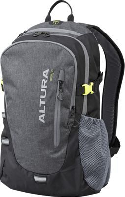 altura photo backpack