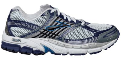 brooks shoes near me